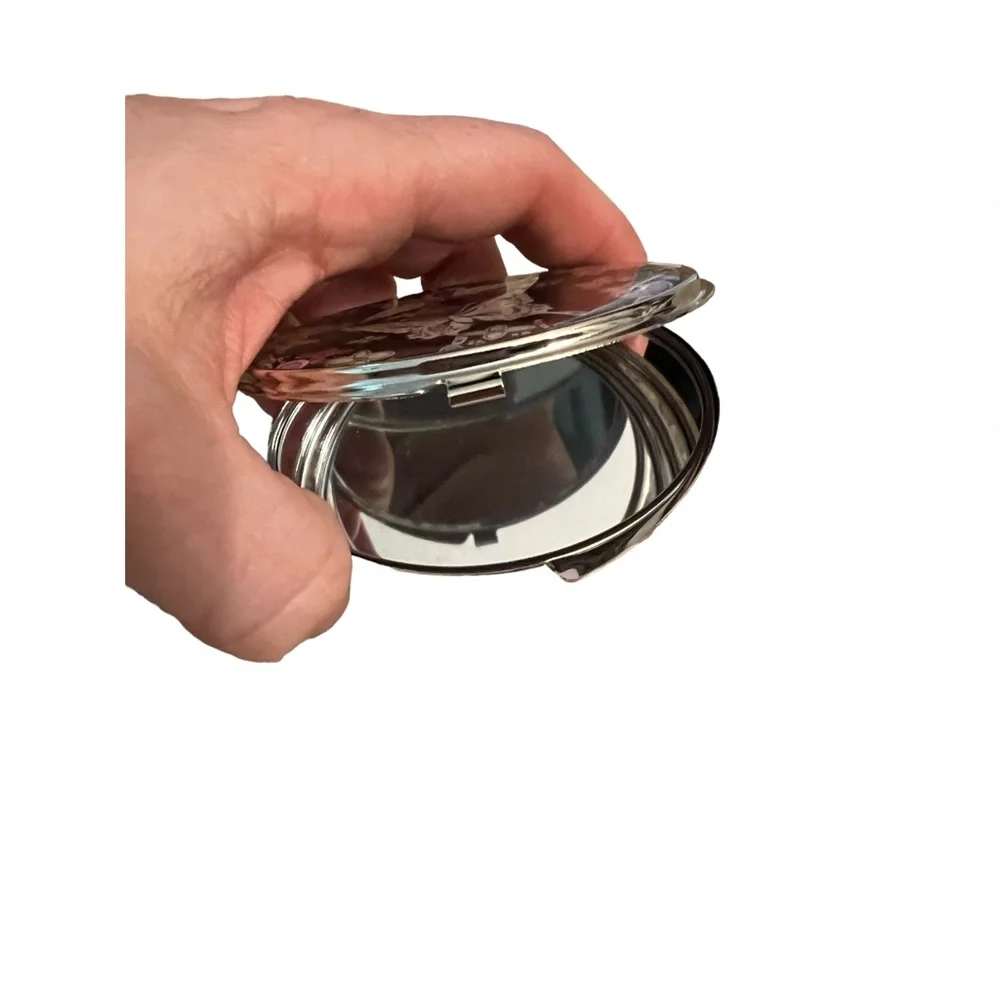 NEW Butterfly Flower Pearl Design Mirror Portable Compact Make Up Purse Gift Box